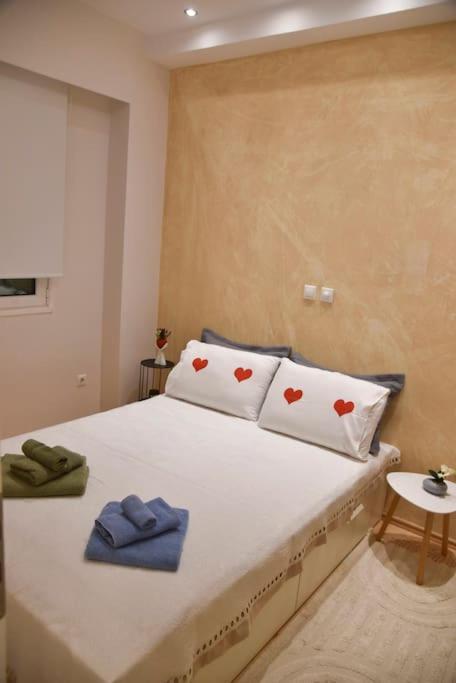 Tiny Treasure Apartment أثينا المظهر الخارجي الصورة