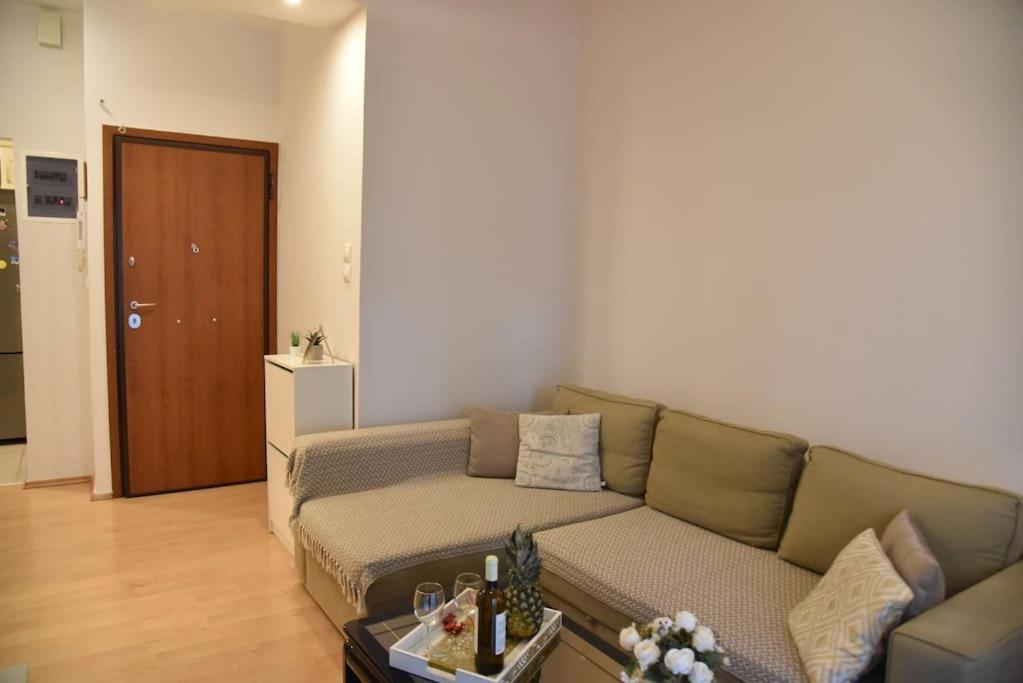 Tiny Treasure Apartment أثينا المظهر الخارجي الصورة