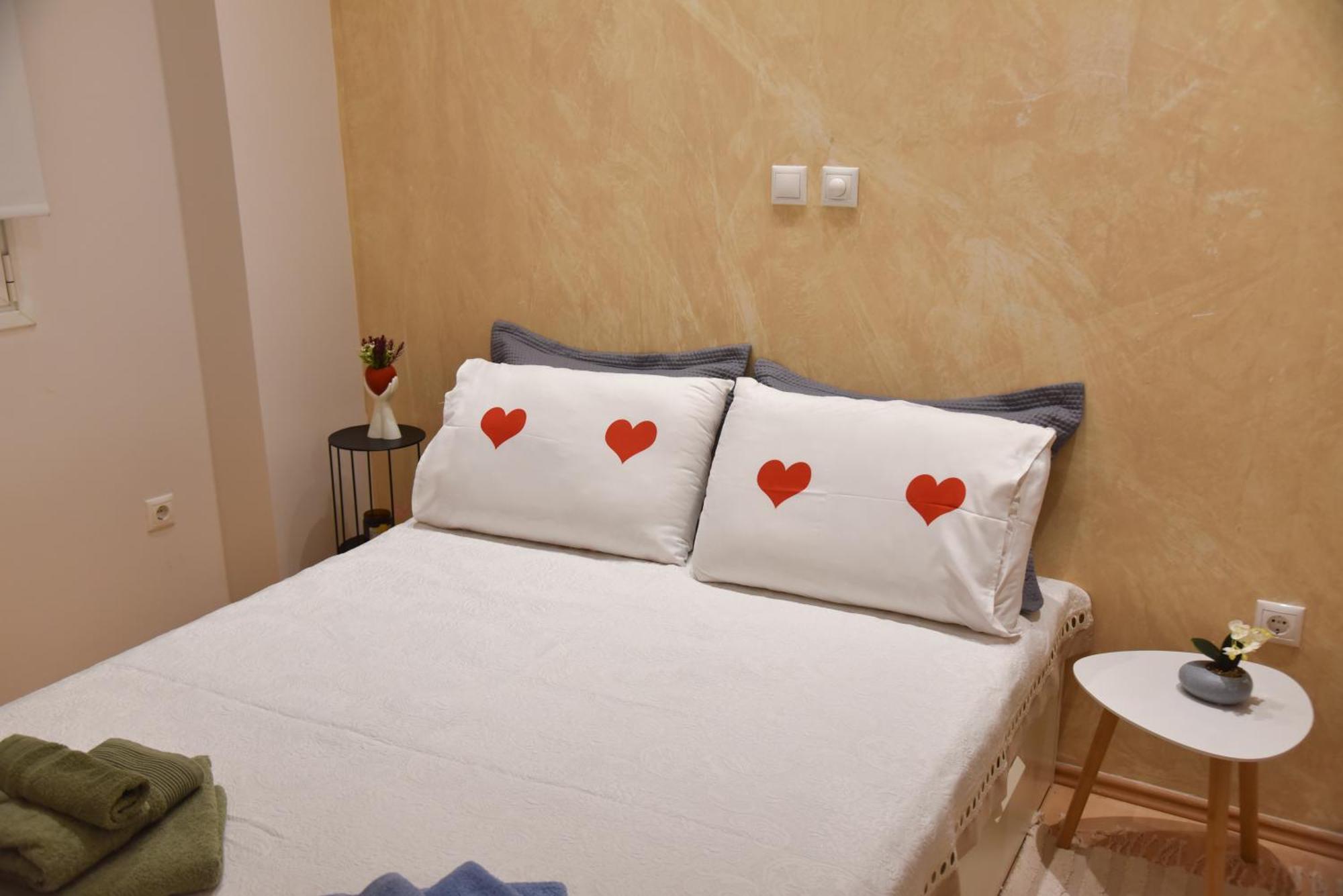 Tiny Treasure Apartment أثينا المظهر الخارجي الصورة